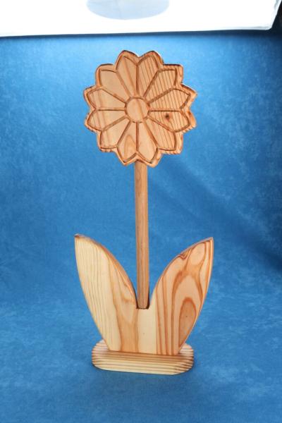 Dekoblume aus Douglasienholz